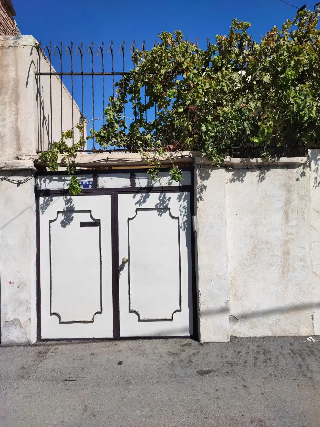 خانه (100) متریحیاطدار در محلهایی آرام|فروش خانه و ویلا|چهاردانگه (تهران), |دیوار