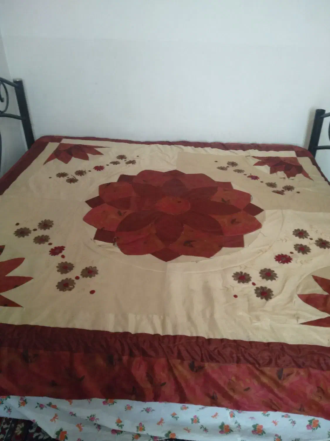 تخت خواب فلزی با تشک فنری|تخت و سرویس خواب|شهرکرد, |دیوار