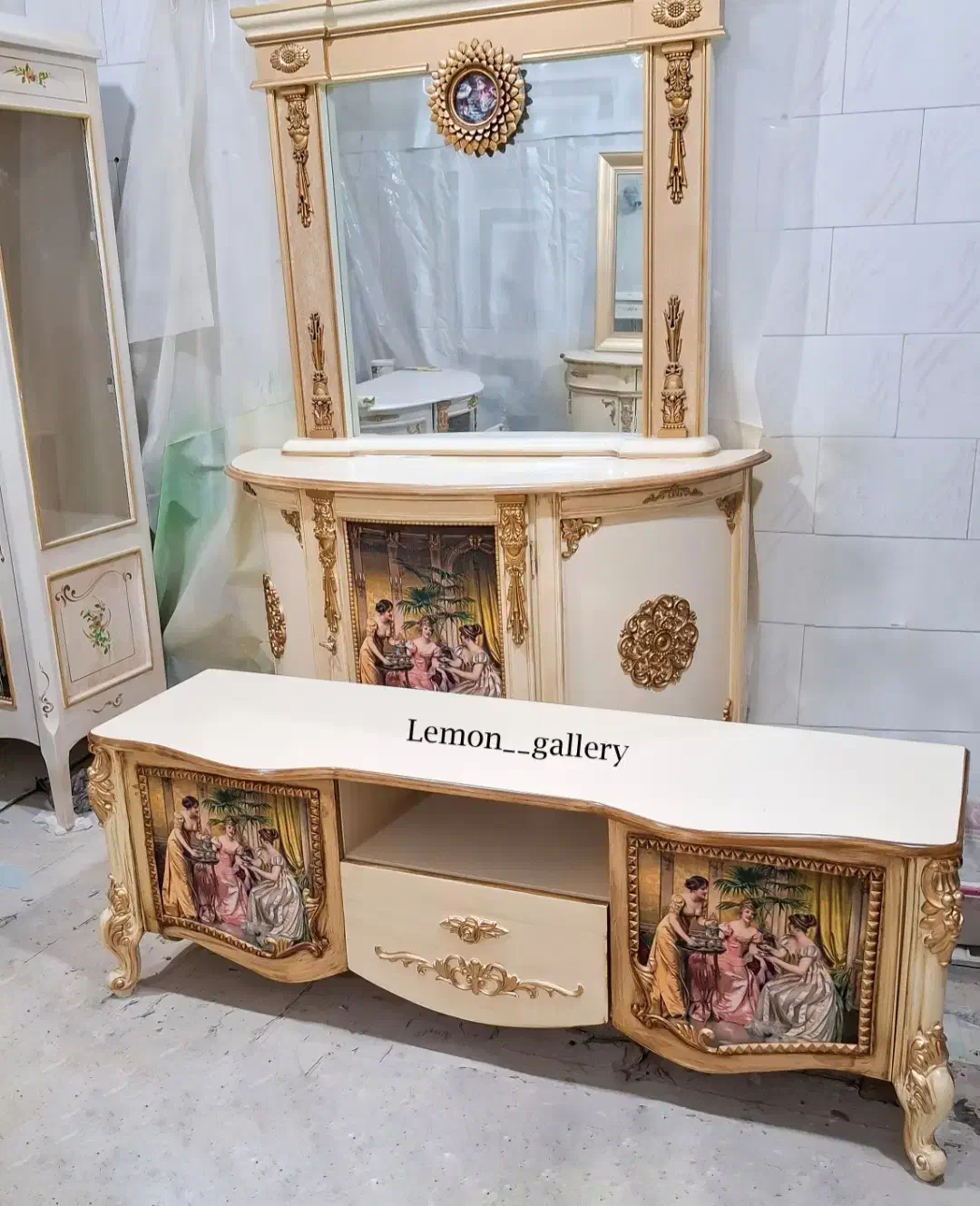 آینه کنسول و میزتلوزیون و بوفه|بوفه، ویترین، کنسول|تبریز, |دیوار