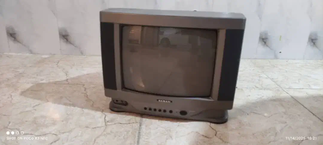 تلویزیون رنگی صنام ۱۴ اینچ|تلویزیون و پروژکتور|ایلام, |دیوار