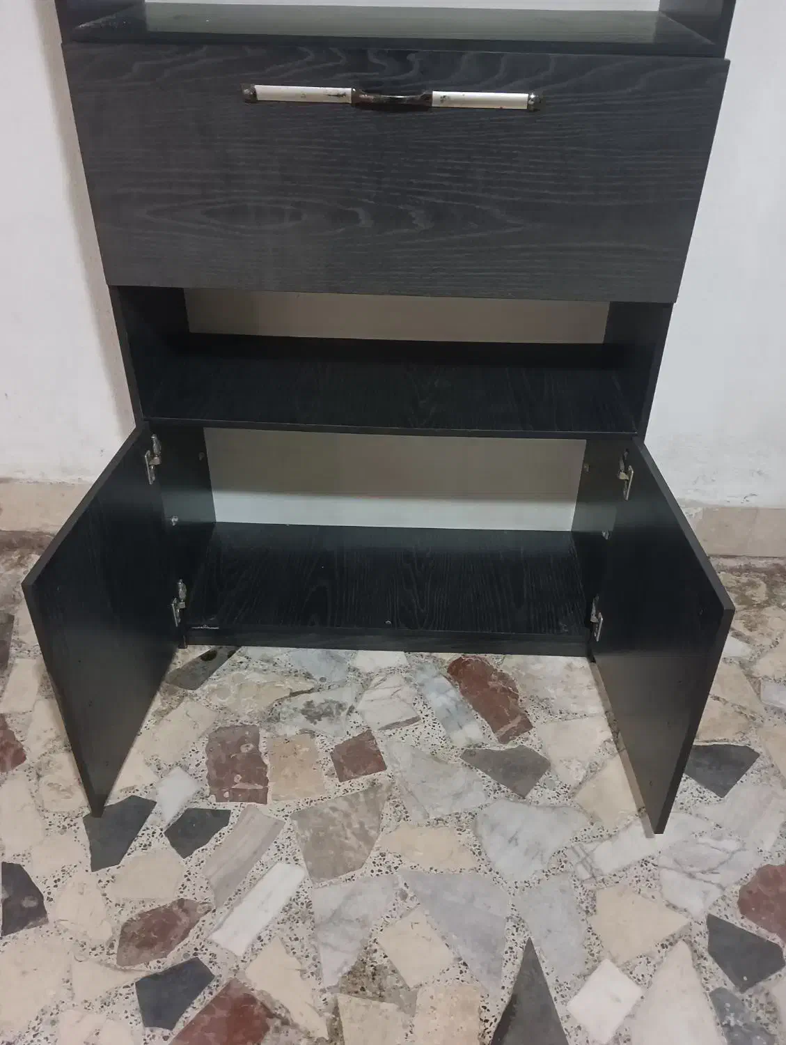 فروش کمد|بوفه، ویترین، کنسول|رشت, کاکتوس|دیوار