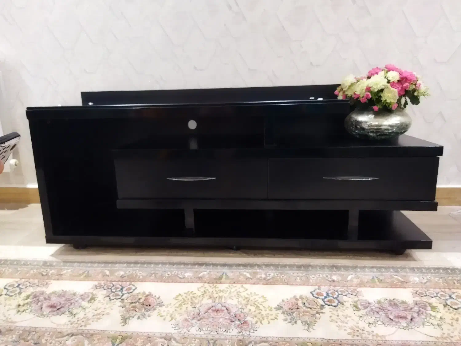 میز تی وی چرخدار|میز تلویزیون|رشت, فلسطین|دیوار