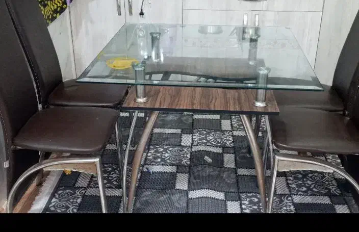 میز نهار خوری چهار نفره|میز و صندلی غذاخوری|لولمان, |دیوار