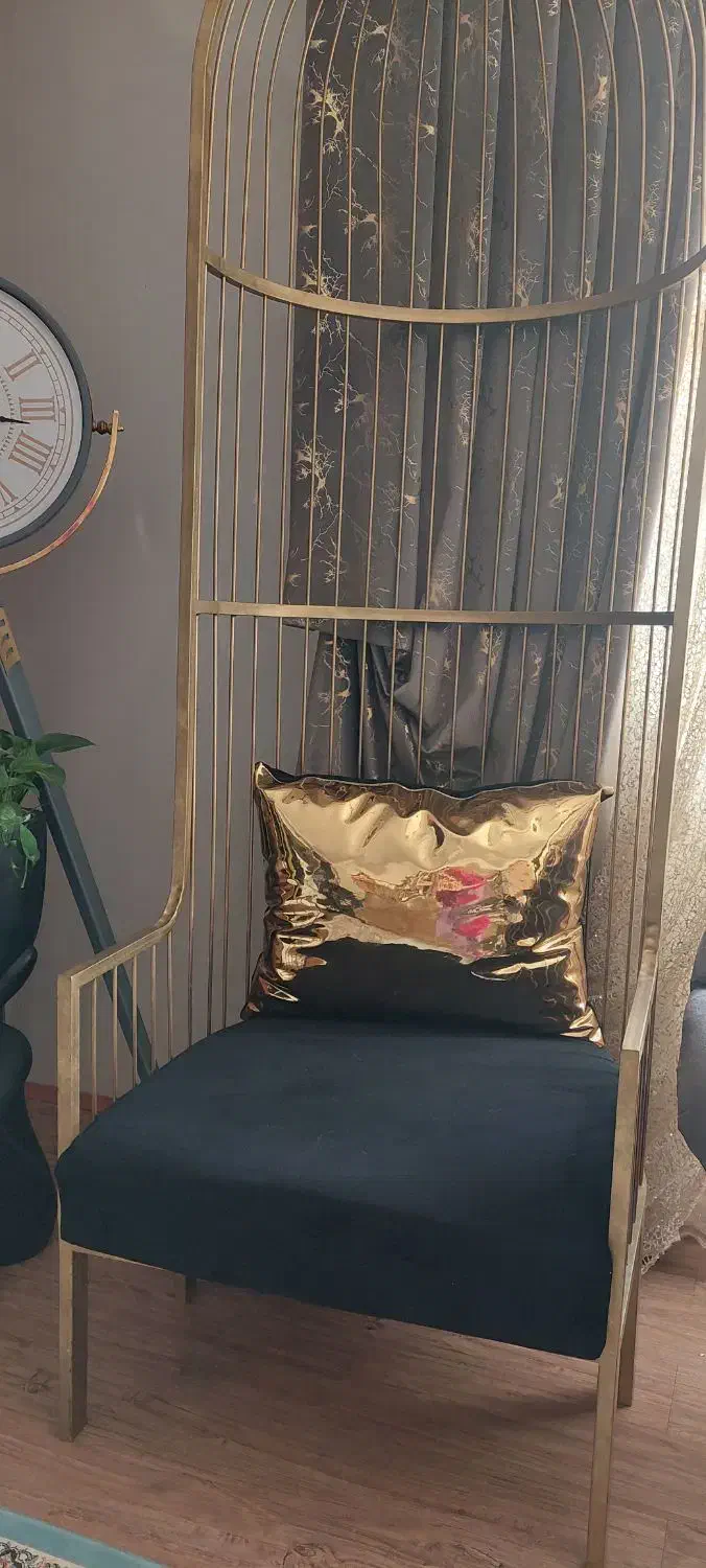 صندلی شاه‌نشین|مبلمان خانگی و میز عسلی|خمینی‌شهر, |دیوار