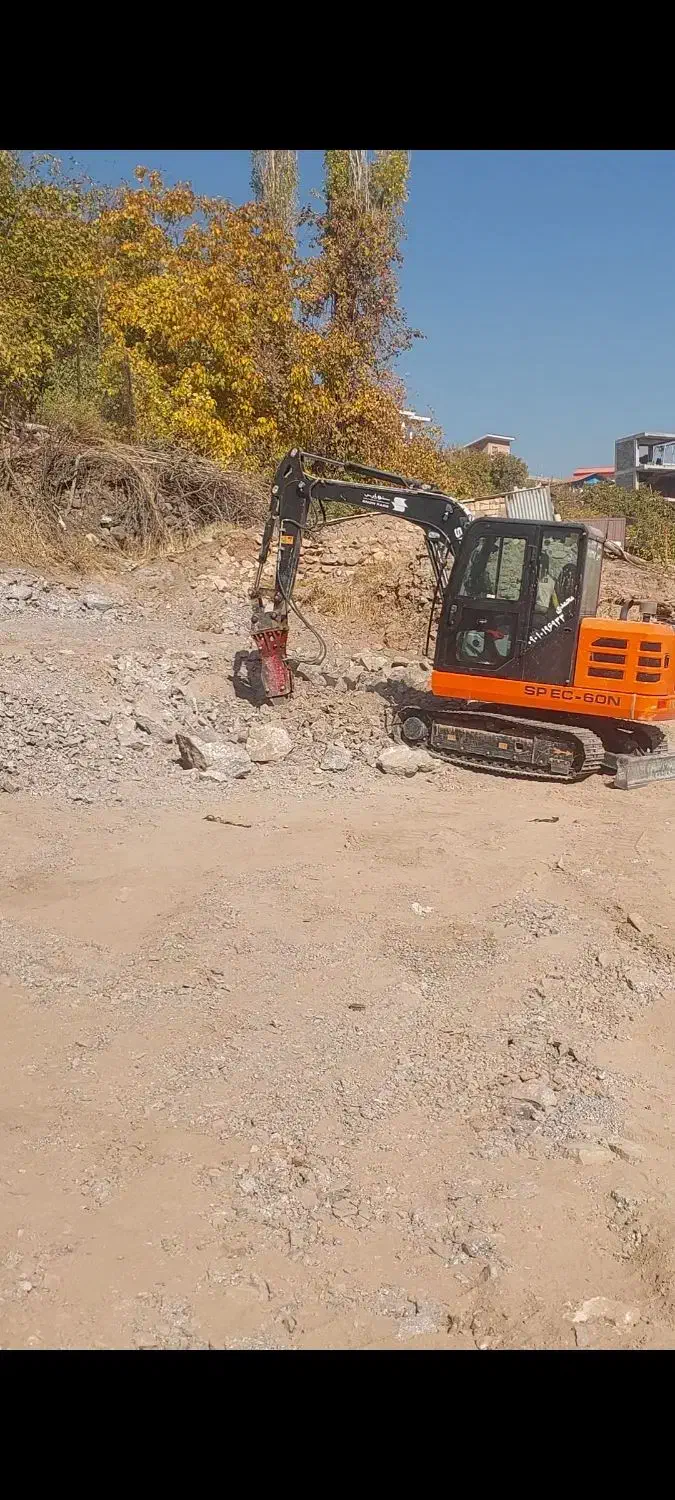 خاکبرداری گود برداری مینی بیل بابکت|خدمات پیشه و مهارت|آبیک, |دیوار