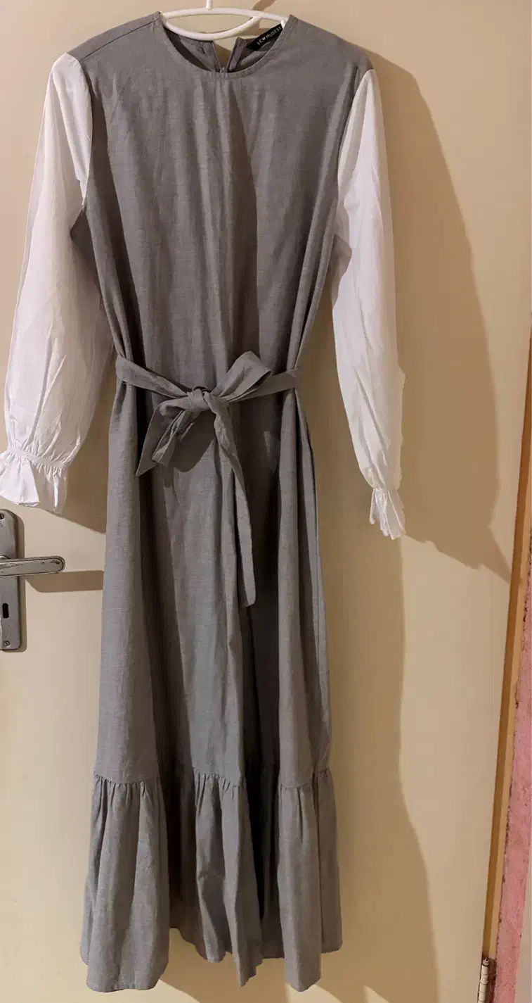 مانتو و بارونی و لباس|لباس|گرگان, |دیوار