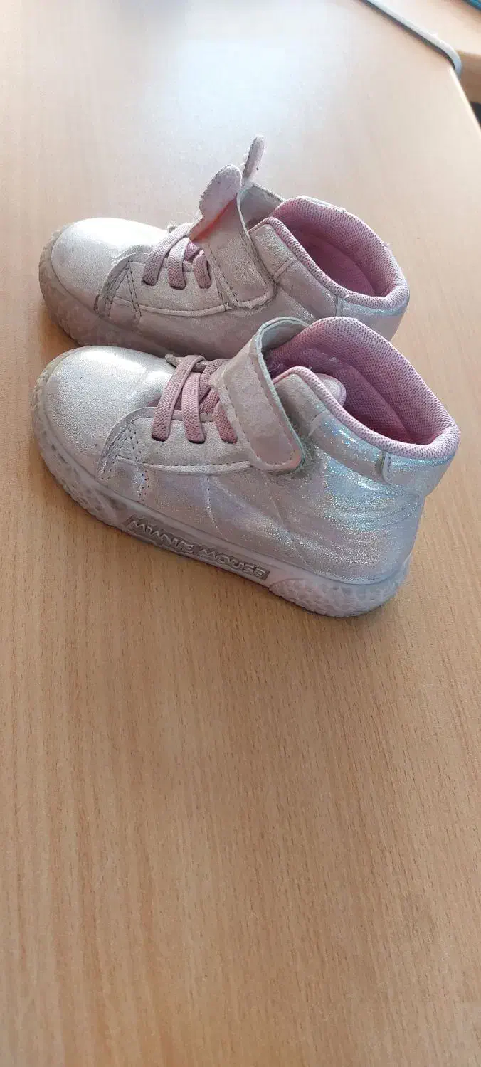 کفش بچه گانه سایز ۲۴|کفش و لباس بچه|یزد, |دیوار