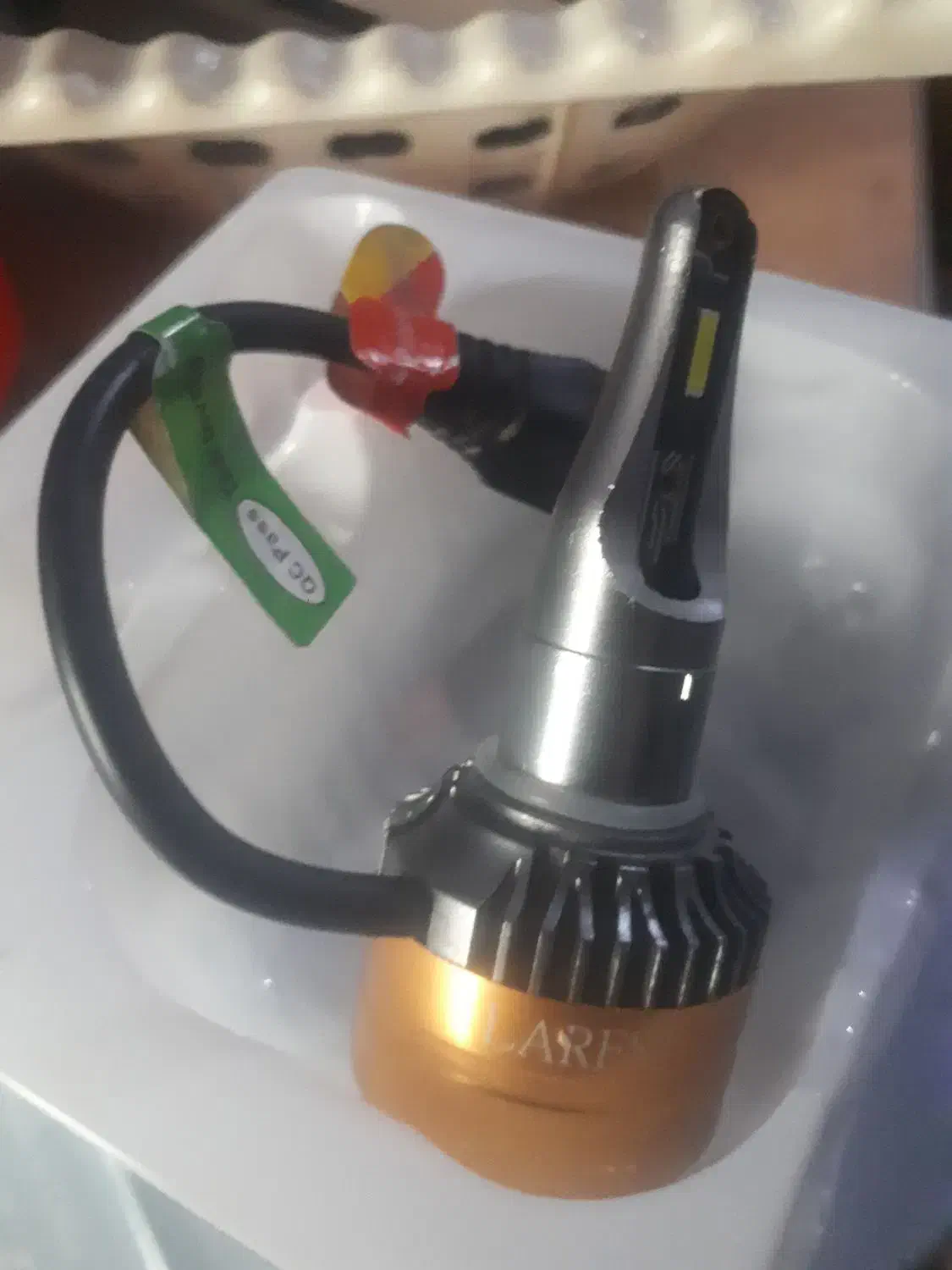 لامپ هدلایت|قطعات یدکی و لوازم جانبی|فسا, |دیوار