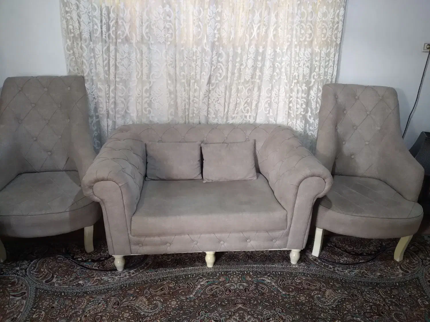 مبل هفت نفره سالم مدل چستر به همراه میز وعسلی|مبلمان خانگی و میز عسلی|خشکبیجار, |دیوار