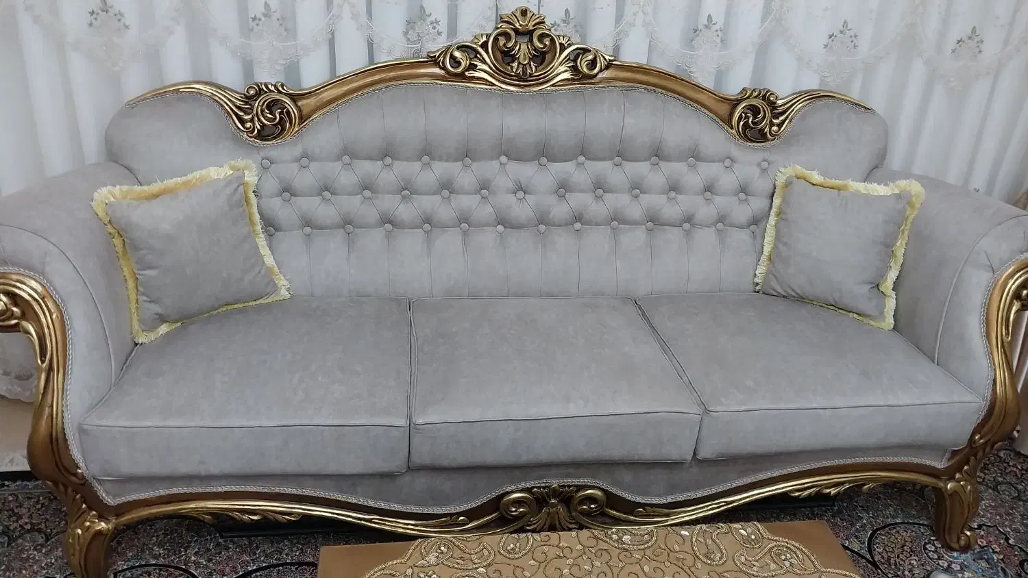 مبلمان سلطنتی کاملا سالم|مبلمان خانگی و میز عسلی|اسالم, |دیوار