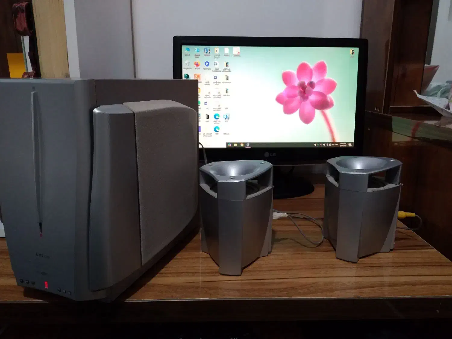 کامپیوتر خانگی|رایانه رومیزی|شیروان (خراسان), |دیوار