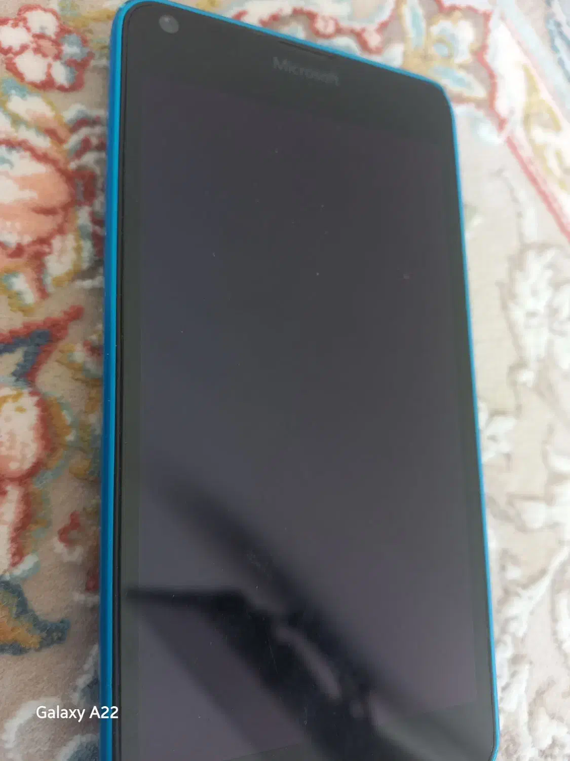 گوشی ساده و محکم به مشتری بی چانه تخفیف داده میشود|موبایل|شهرکرد, |دیوار