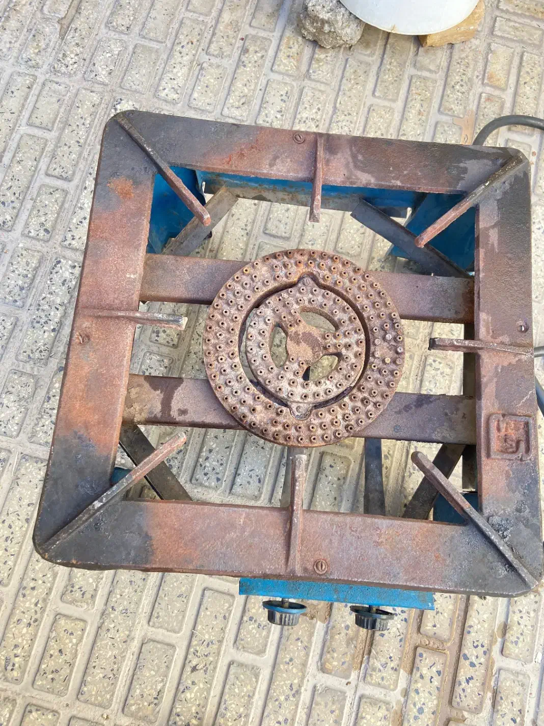 گاز آشپزی بزرگ ۲۵ کیلویی قدیمی|اجاق گاز و لوازم برقی پختوپز|اسلامآباد غرب, |دیوار