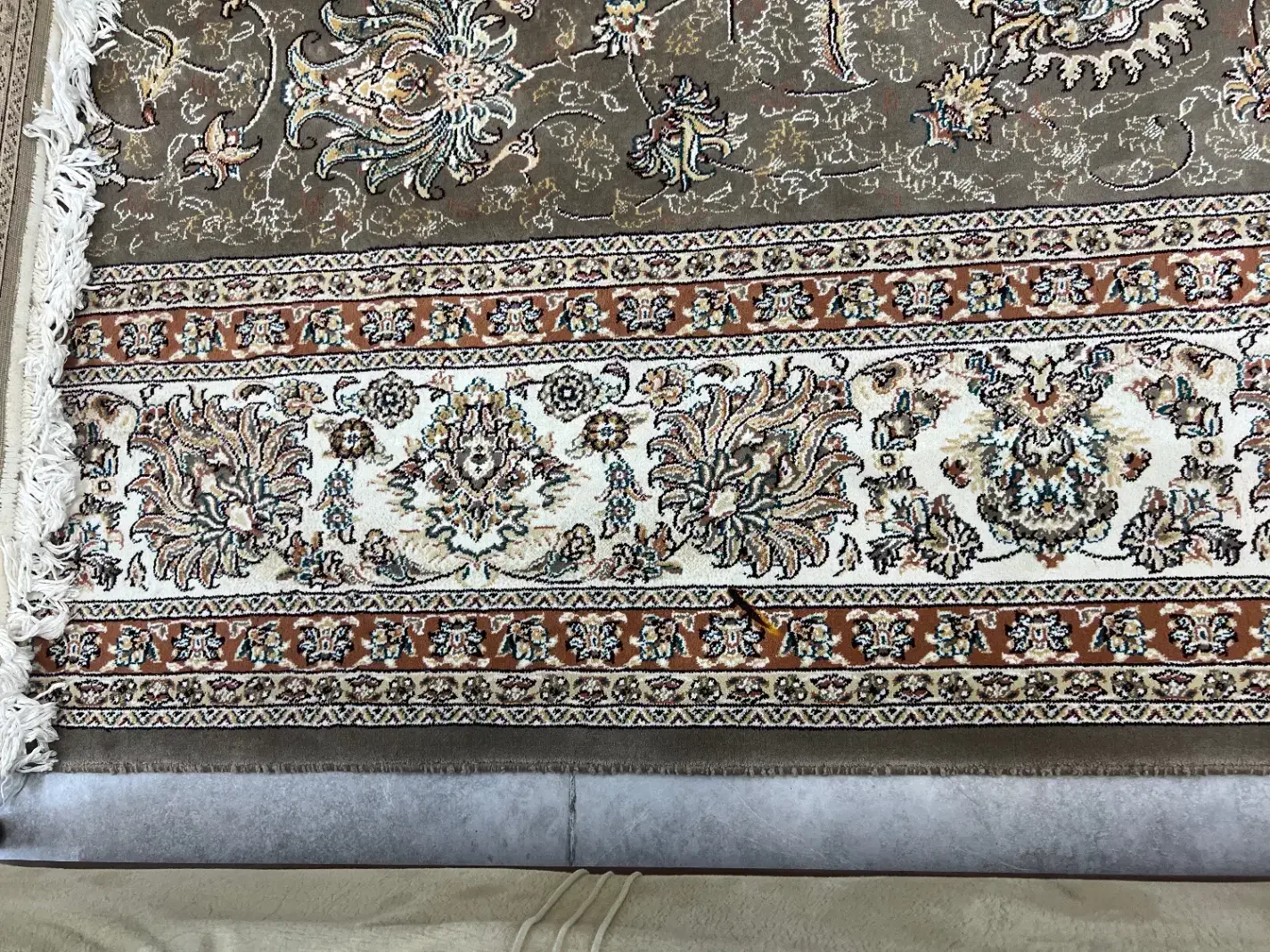 فرش ۹ متری یک عدد|فرش|آمل, |دیوار