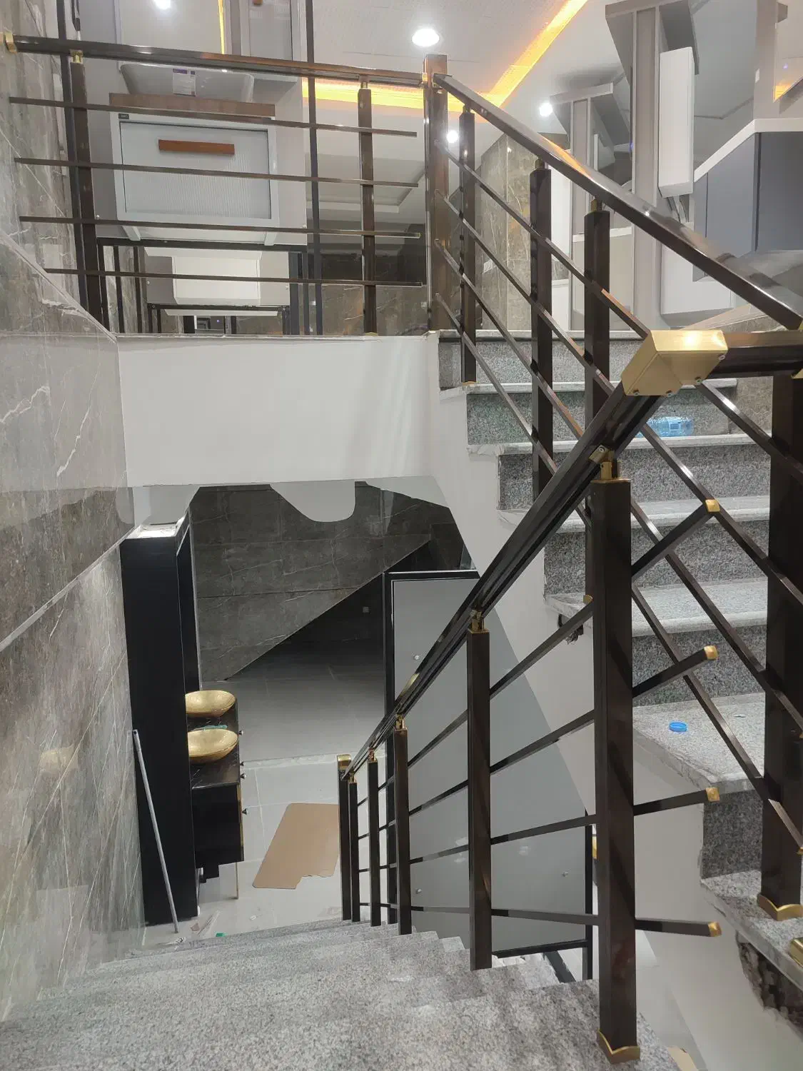 نرده استیل|خدمات پیشه و مهارت|قروه, |دیوار