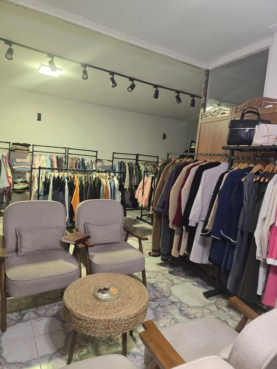 اجاره اتاق در مزون|اجارهٔ دفتر کار، اتاق اداری، مطب|تهران, مدائن|دیوار