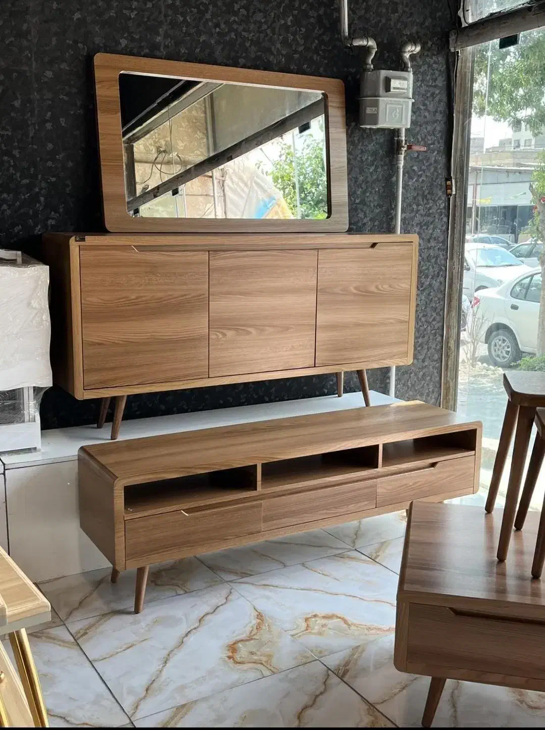 ست کنسول و میزتی وی ۱۰۶ شرکتی بیستا طرح|بوفه، ویترین، کنسول|همدان, |دیوار