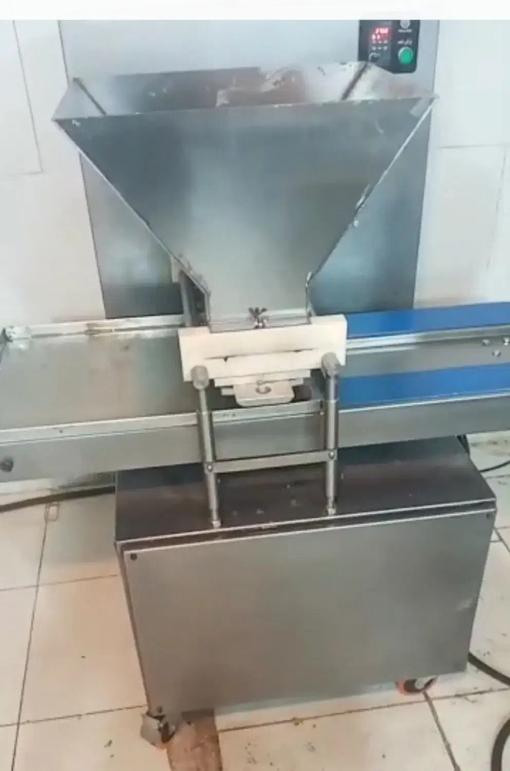 دیپوزیتور لوازم قنادی فانتزی و...|ماشینآلات صنعتی|اصفهان, جنیران (لادان)|دیوار