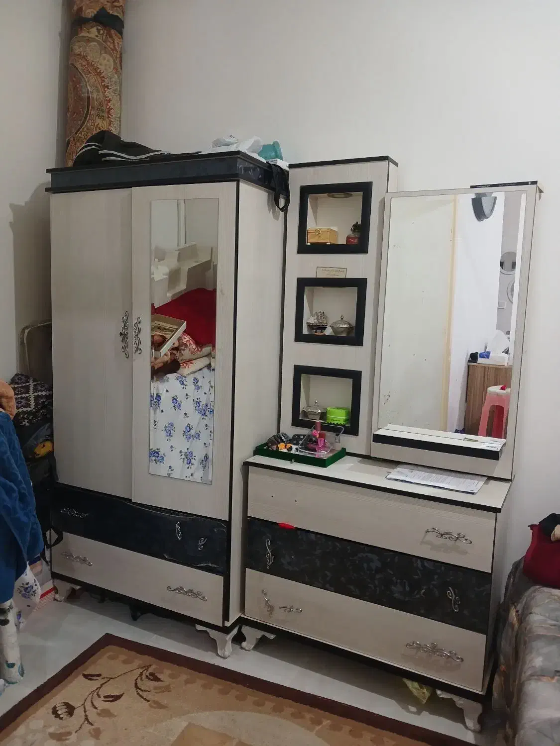 کمد و دراور|جاکفشی، کمد، دراور|مشهد, رده|دیوار