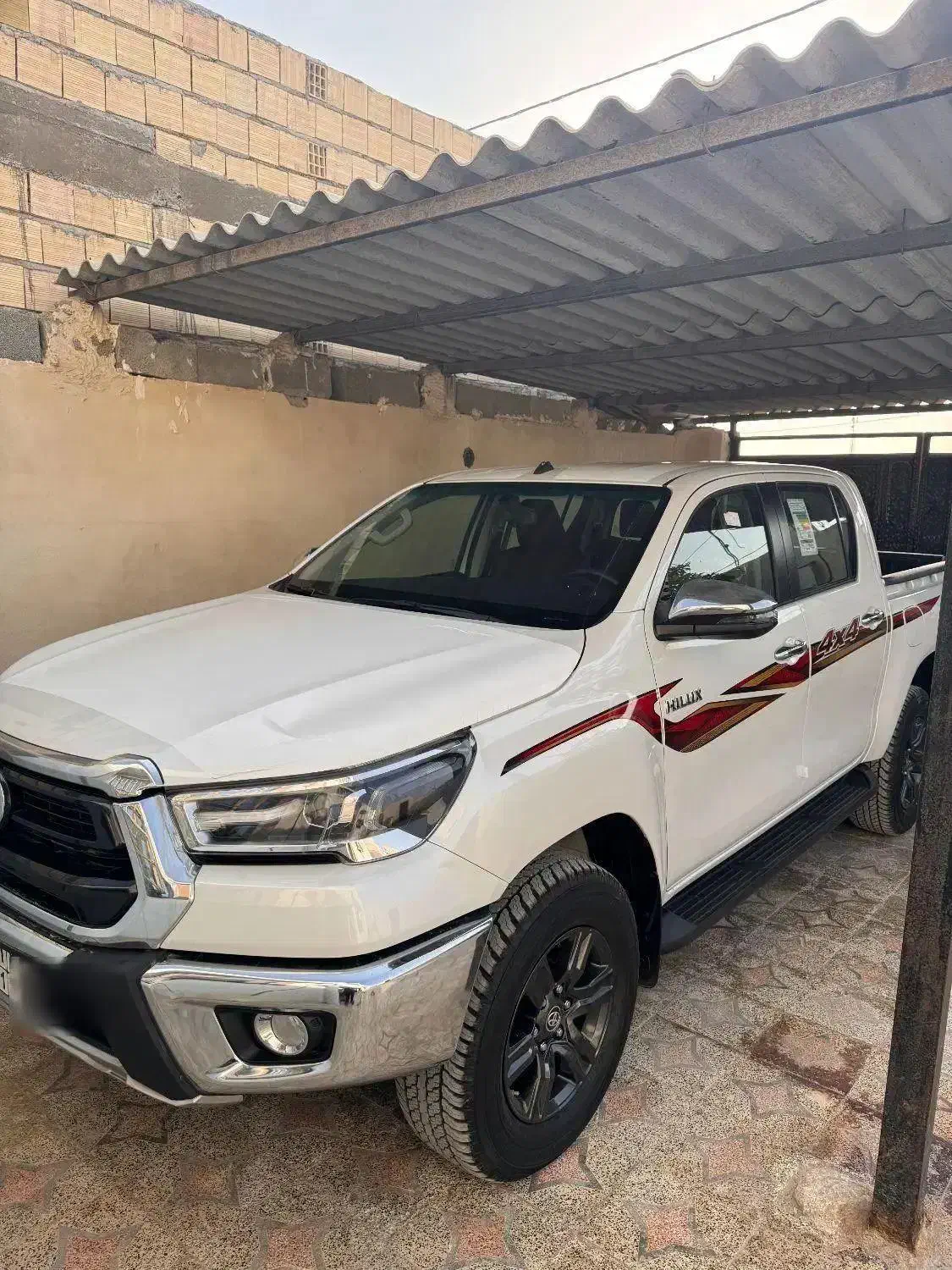 تویوتا هایلوکس ۲۰۲۵ دنده ای رنگ صدفی خاص پسند|خودرو سواری و وانت|راسک, |دیوار