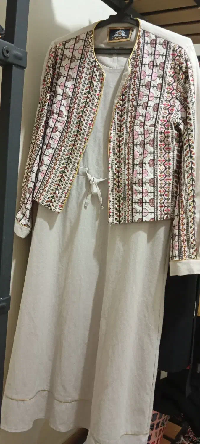 کت وسارافون|لباس|قرچک, شهرک طلائیه|دیوار