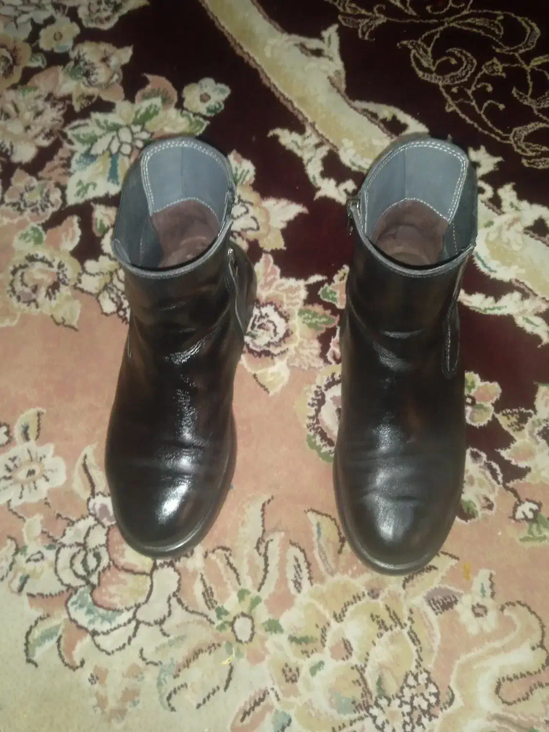 کفش ساق بلند|کیف، کفش، کمربند|رباط‌کریم, نصیرشهر|دیوار