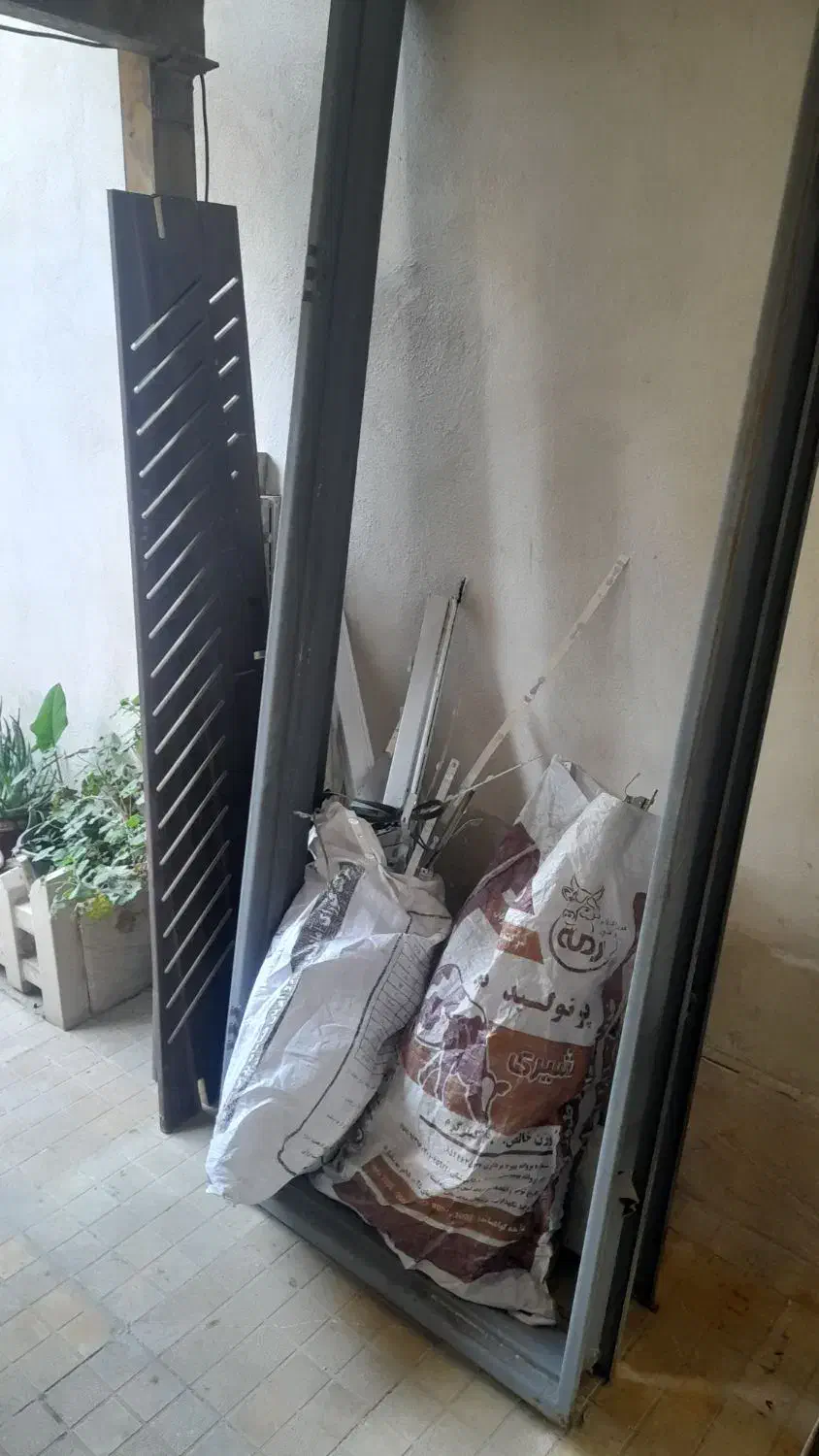 خریدار ضایعات و آهن آلات دست دوم|خدمات پیشه و مهارت|بندر گز, |دیوار