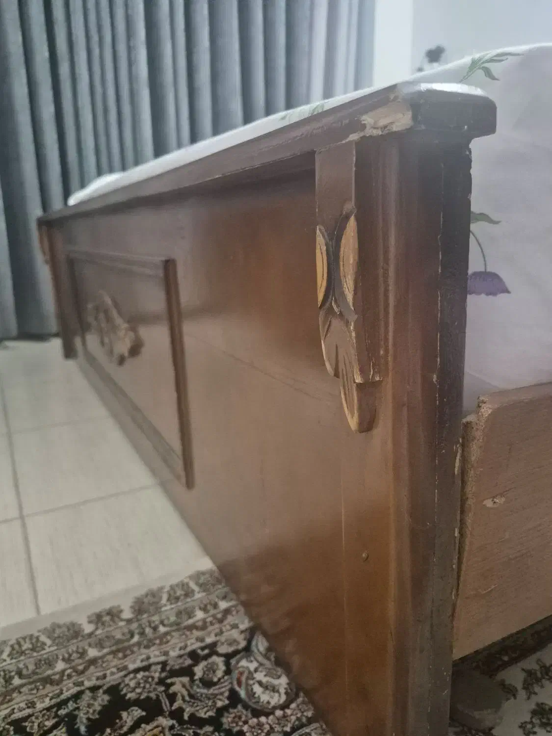 تختخواب دو نفره|تخت و سرویس خواب|یزد, |دیوار