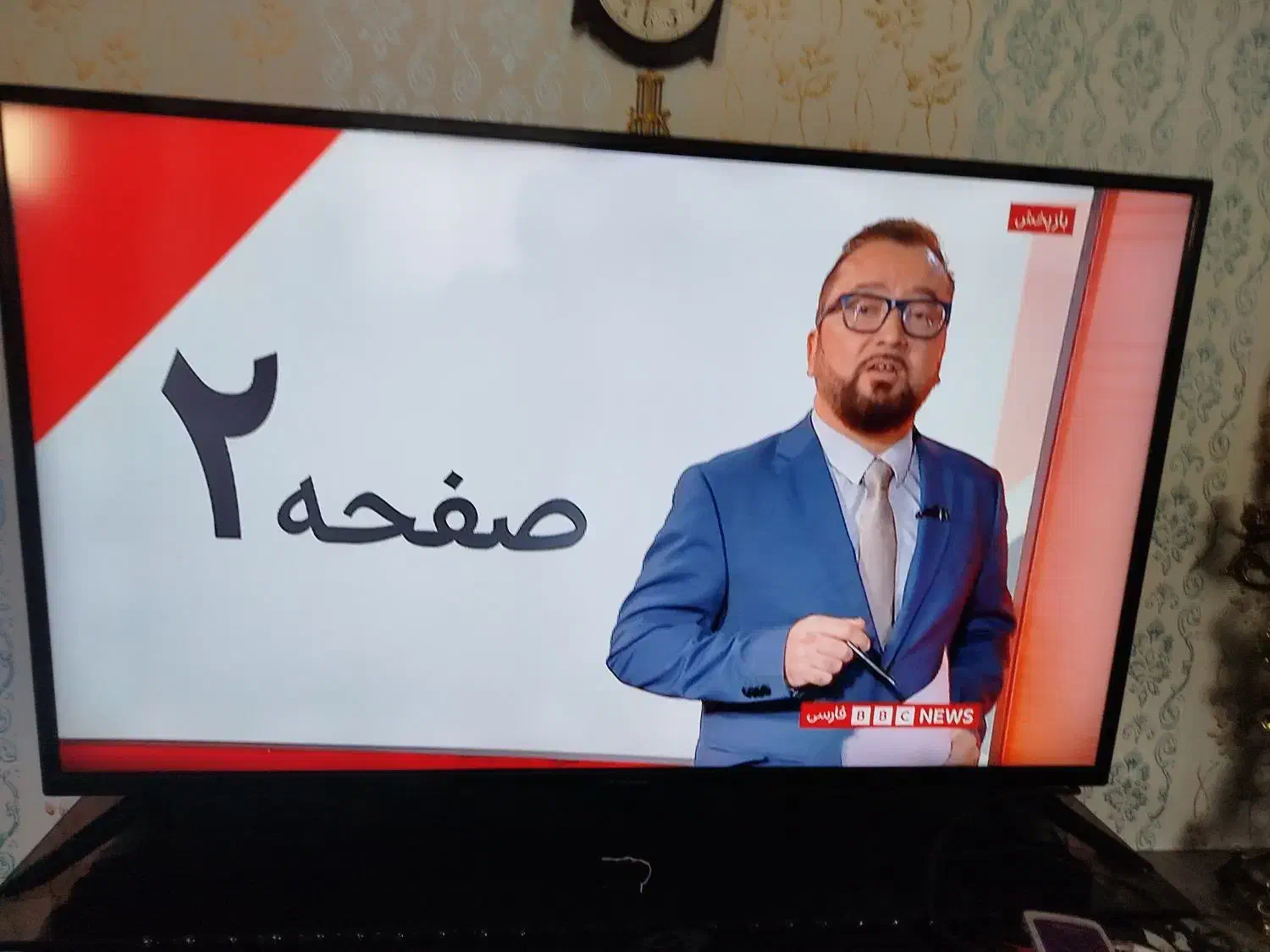 تلویزیون ۴۰اینچ ال ای دی درحدصفر|تلویزیون و پروژکتور|نهاوند, |دیوار