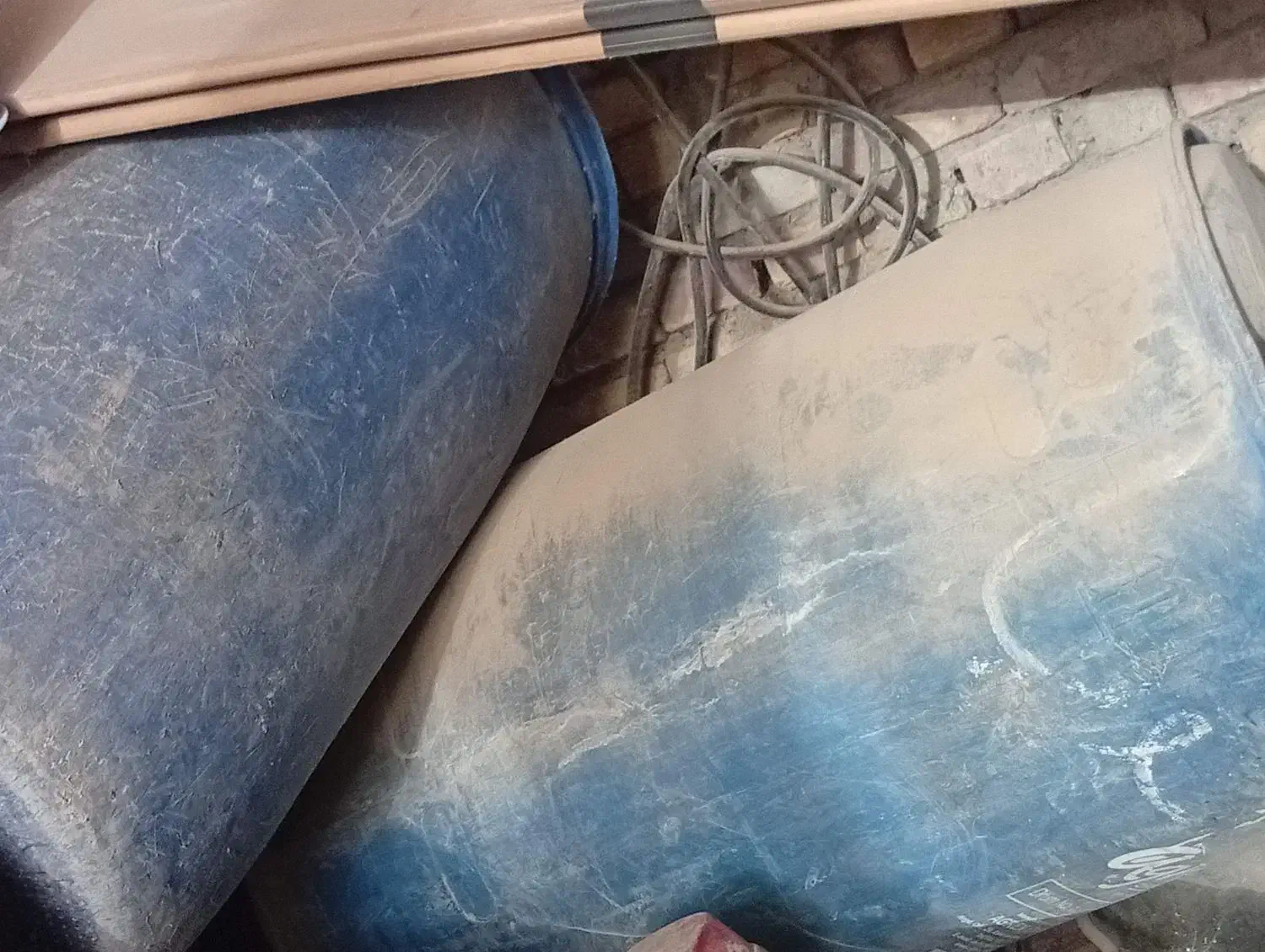 2عدد بشکه پلاستیکی|ظروف نگهدارنده، پلاستیکی، یکبارمصرف|زابل, |دیوار