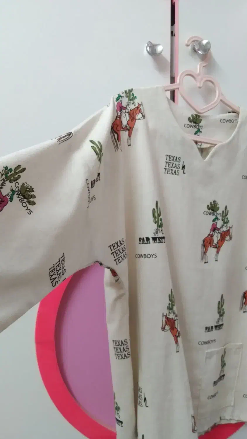 مانتو جلو بسته لنین|لباس|علی‌آباد کتول, |دیوار