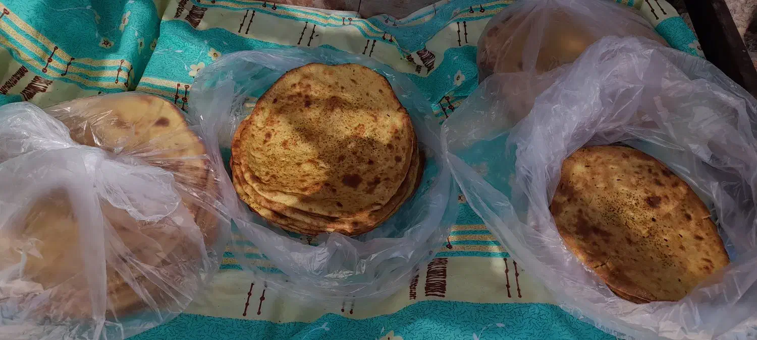 نان محلی با گندم بردسیر|خوردنی و آشامیدنی|رفسنجان, |دیوار