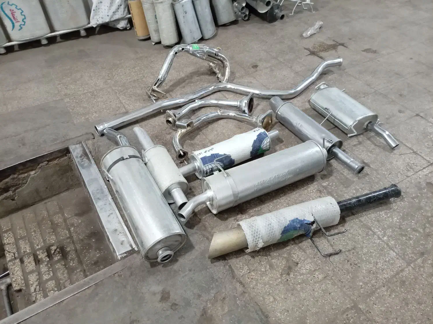 اگزوز سازی چروی خ ناوی روبه روی بانک ملی.|قطعات یدکی و لوازم جانبی|سبزوار, امام خمینی (ناوی)|دیوار