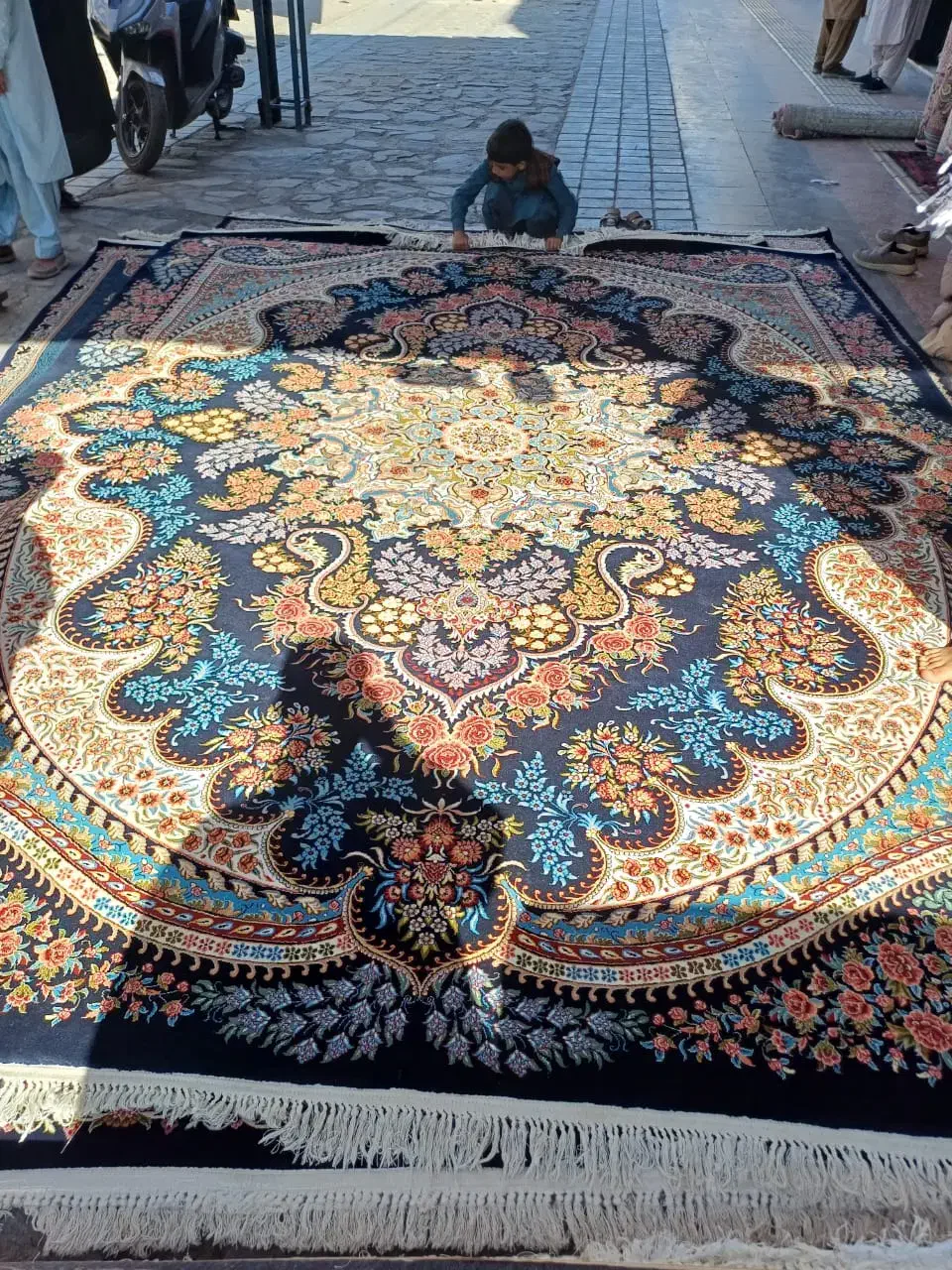 ازفروشگاه معتبرفرش دیدن فرمایید|فرش|زاهدان, |دیوار