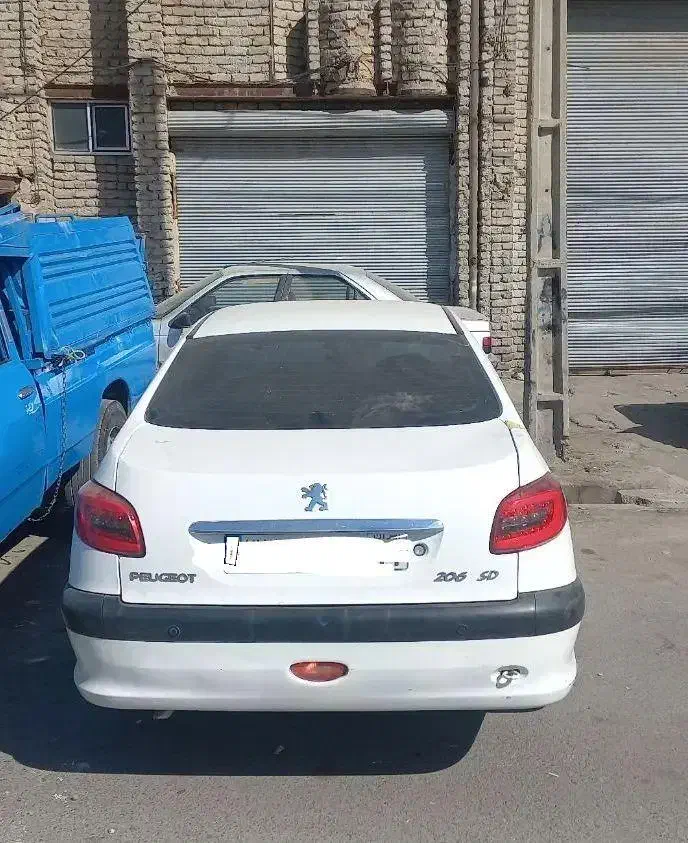 ۲۰۶v8tu5معاوضه با۲۰۶ت۵یاپراید۱۱۱تمیز بدون ایراد|خودرو سواری و وانت|نوشین شهر, |دیوار