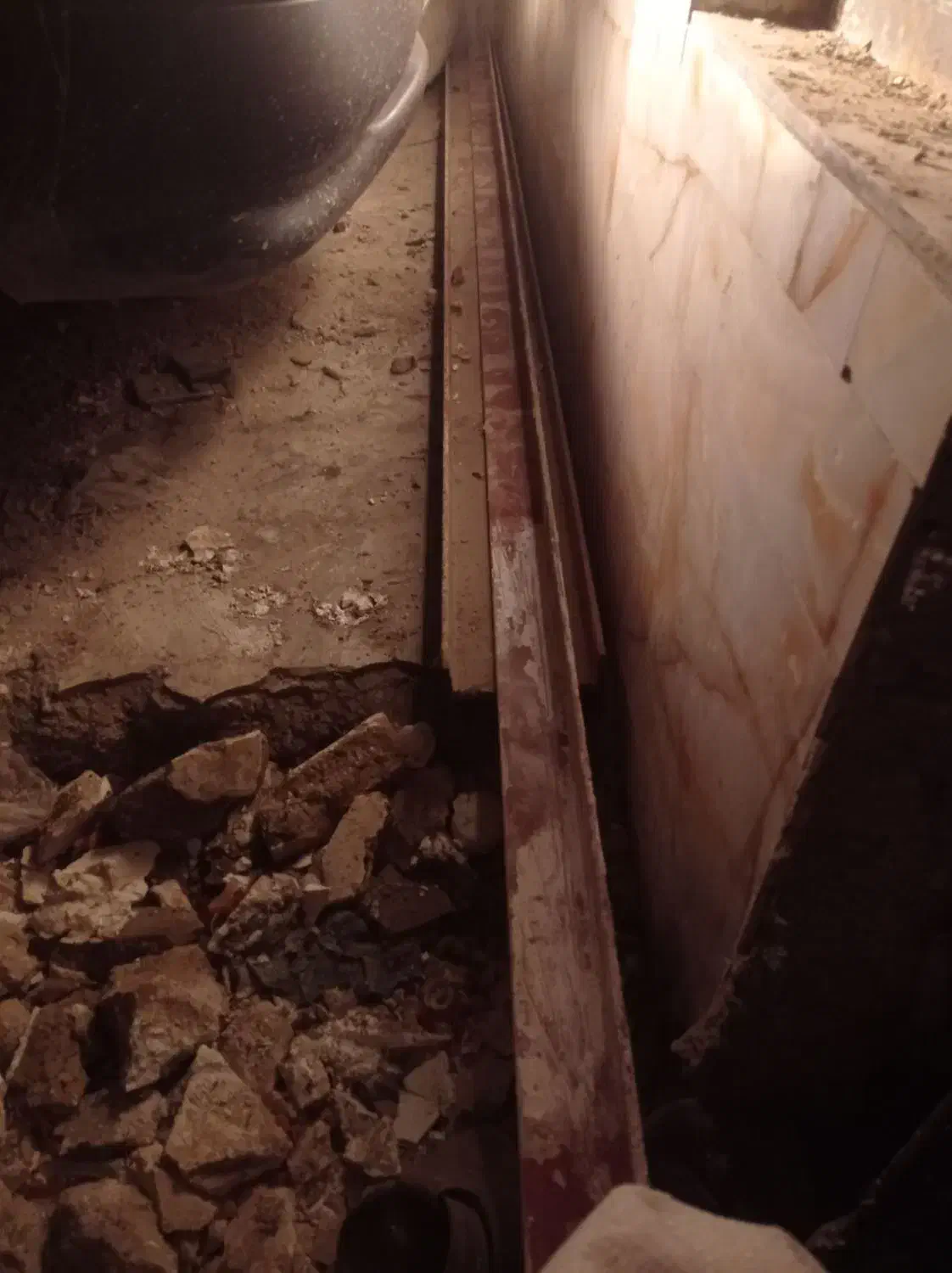 آهن آلات|مصالح و تجهیزات ساختمان|گلبهار, شهر جدید گلبهار|دیوار