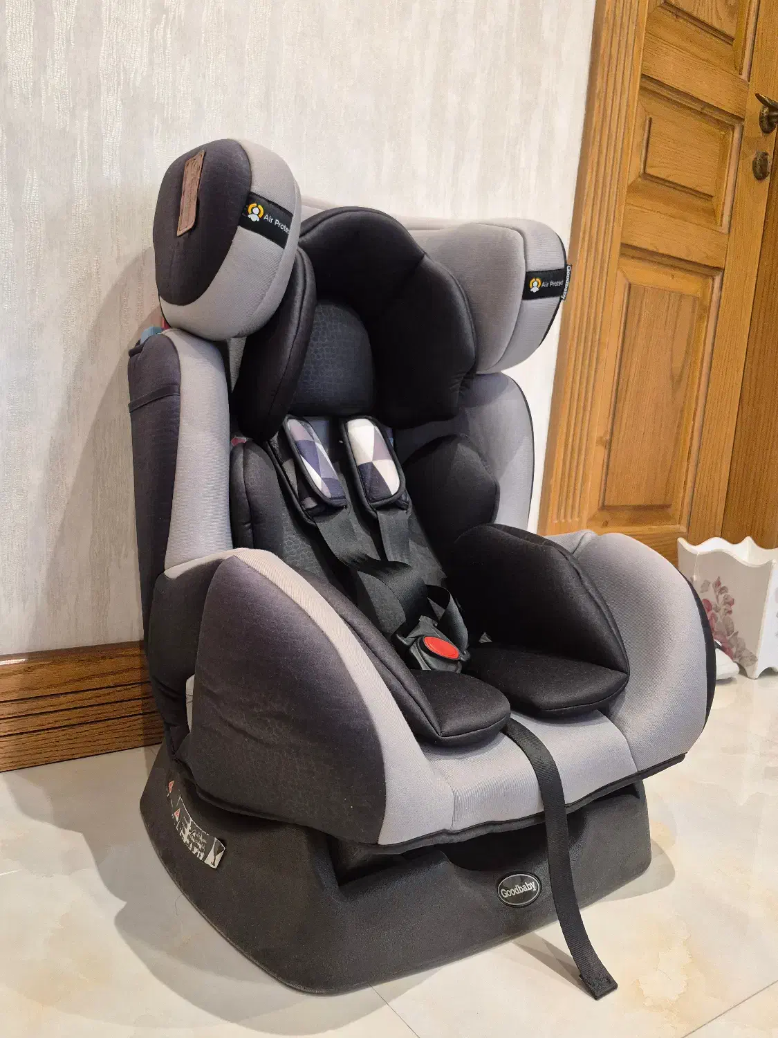 صندلی ماشین برند گودبیبی تا ۶ سال|کالسکه و لوازم جانبی|تهران, پردیسان|دیوار