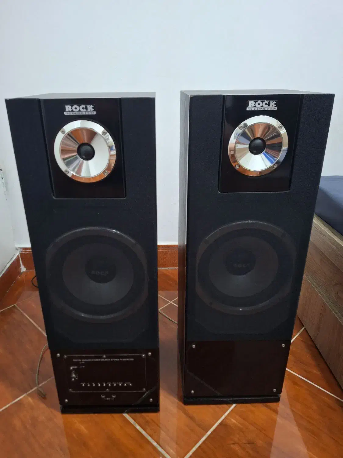 باند / اسپیکر|سیستم صوتی خانگی|شهریار, شهرک وائین|دیوار