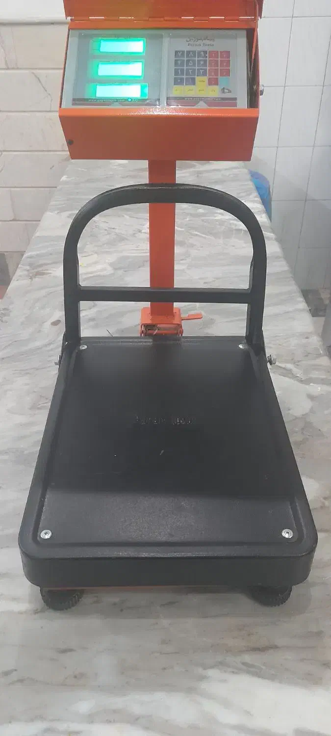 ترازو ی ۱۰۰ کیلویی پیام توزین|فروشگاه و مغازه|قم, علی آباد سعدگان|دیوار