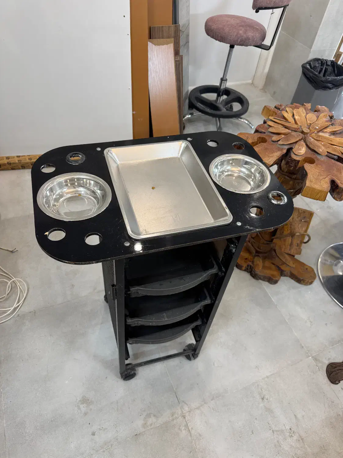 ترولی تمیز|آرایشگاه و سالن‌های زیبایی|قم, بکایی|دیوار