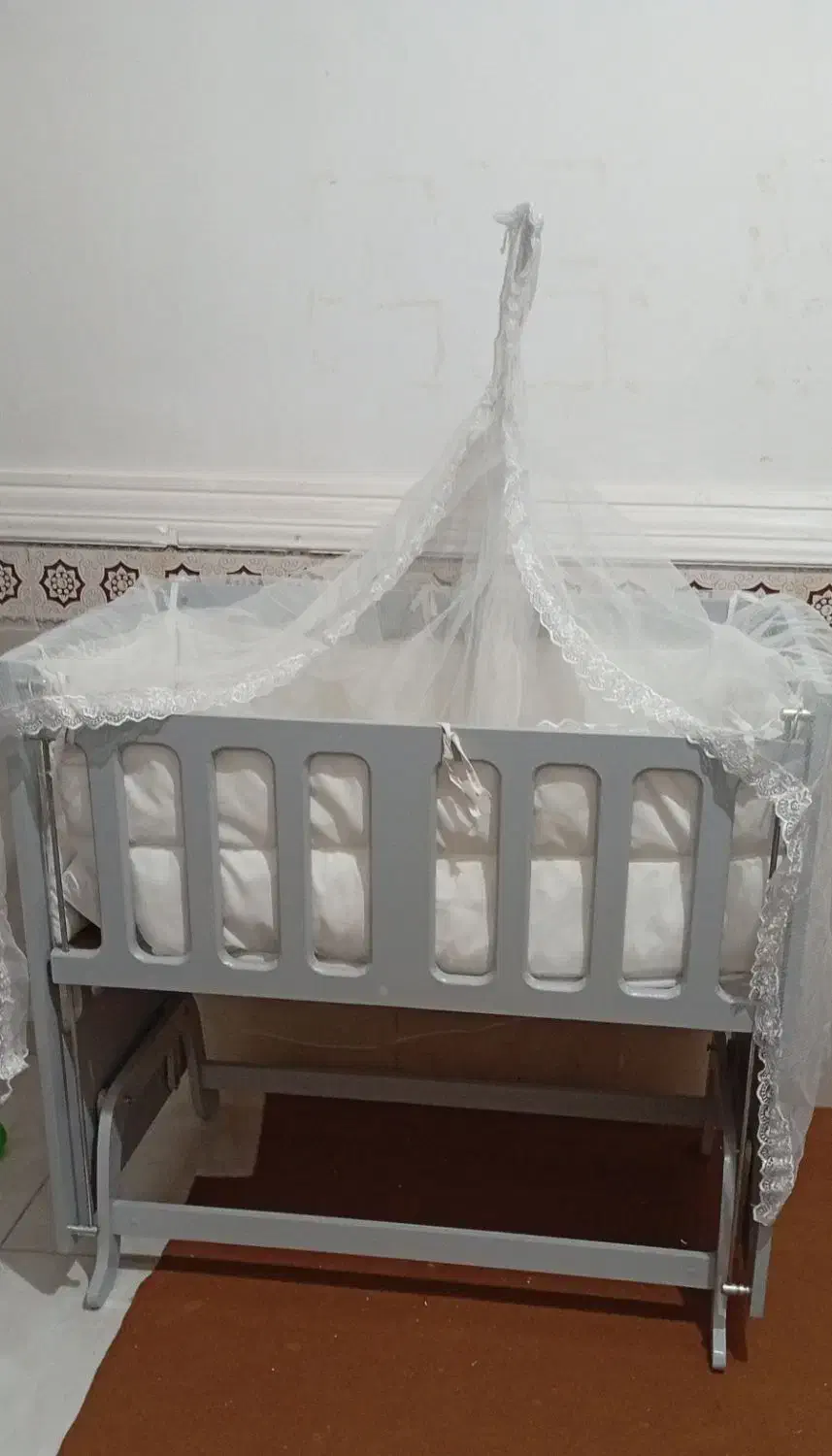 تخت گهواره ی|تخت و سرویس خواب|سراوان, |دیوار