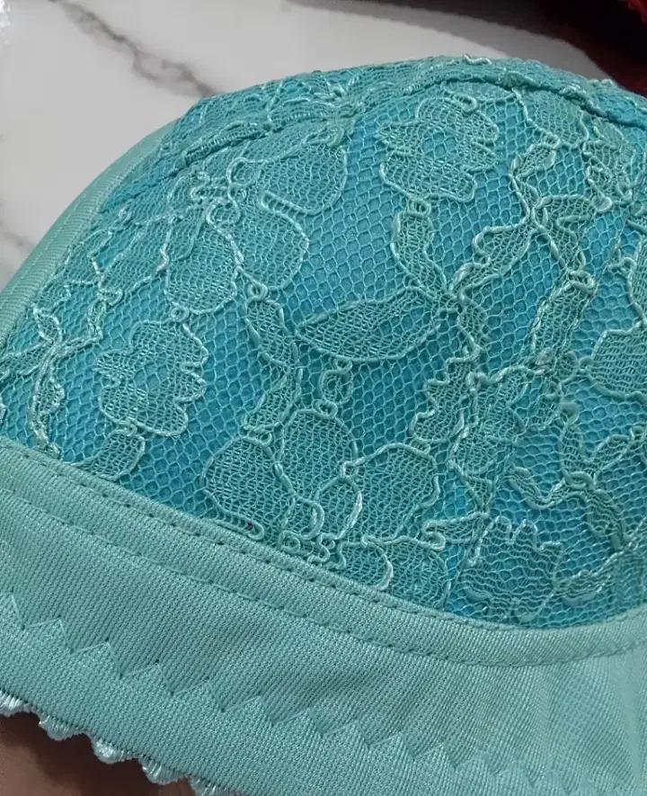 سوتین زنانه حراج شد|لباس|خرم‌آباد, |دیوار