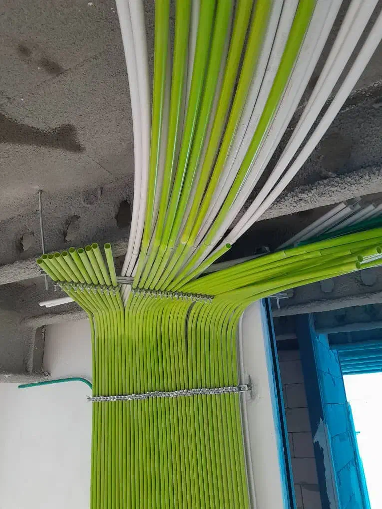 نیروی برقکار نیمه ماهر و وردست نیازمندیم|استخدام معماری، عمران و ساختمانی|چالوس, |دیوار