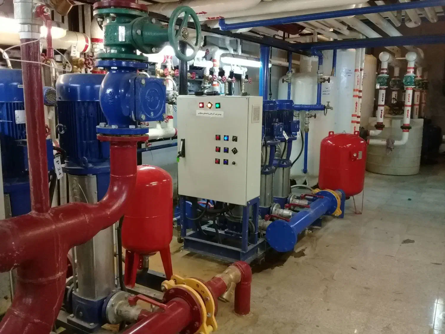 تعمیر و نگهداری تاسیسات موتورخانه چیلر استخر|خدمات پیشه و مهارت|تهران, الهیه|دیوار