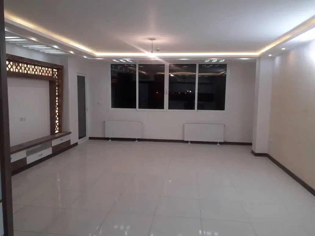 ۱۰۳ متری تک واحدی طبقه ۴ از۴|فروش آپارتمان|اصفهان, الهیه|دیوار