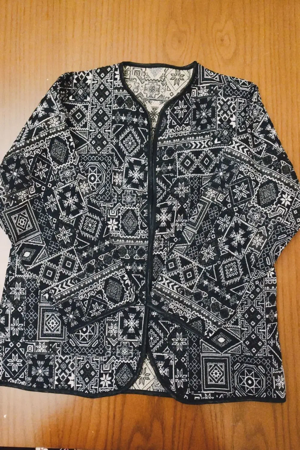 کت پاییزی با طرح سنتی|لباس|گرگان, |دیوار