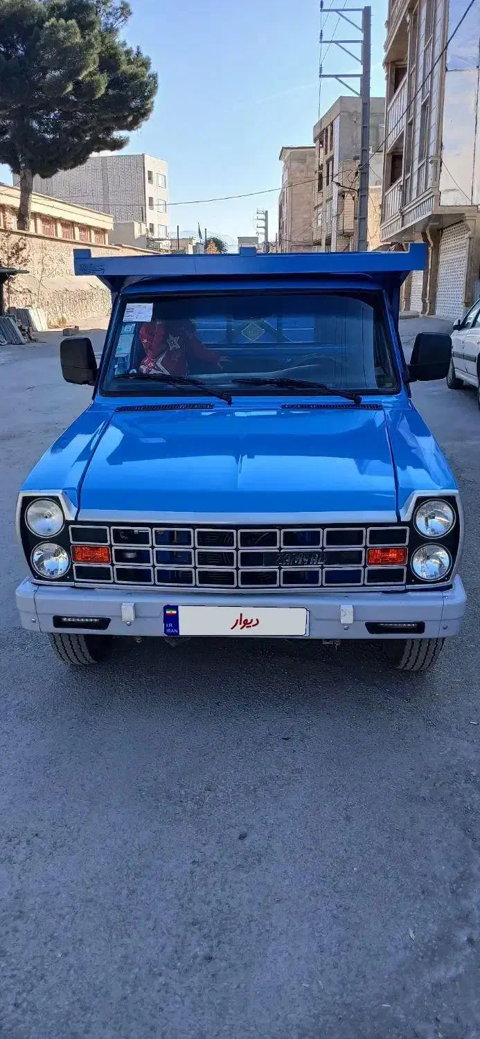 وانت نیسان دوگانه کارخانه مدل ۱۴۰۳دریچه سیمی|خودرو سواری و وانت|هرسین, |دیوار