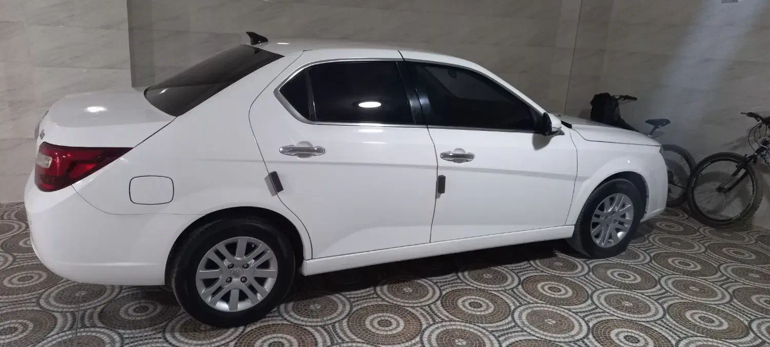 دنا پلاس|خودرو سواری و وانت|خرم‌آباد, |دیوار