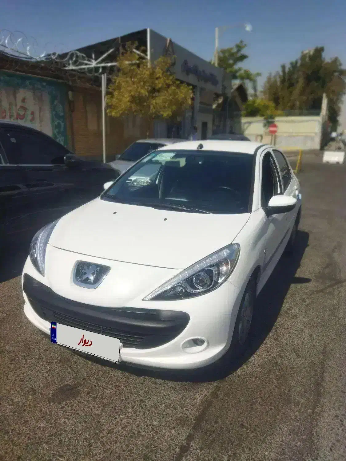 پژو ۲۰۷ اتومات مدل ۱۴۰۳ سقف فلز ارتقا یافته|خودرو سواری و وانت|کرج, عظیمیه|دیوار