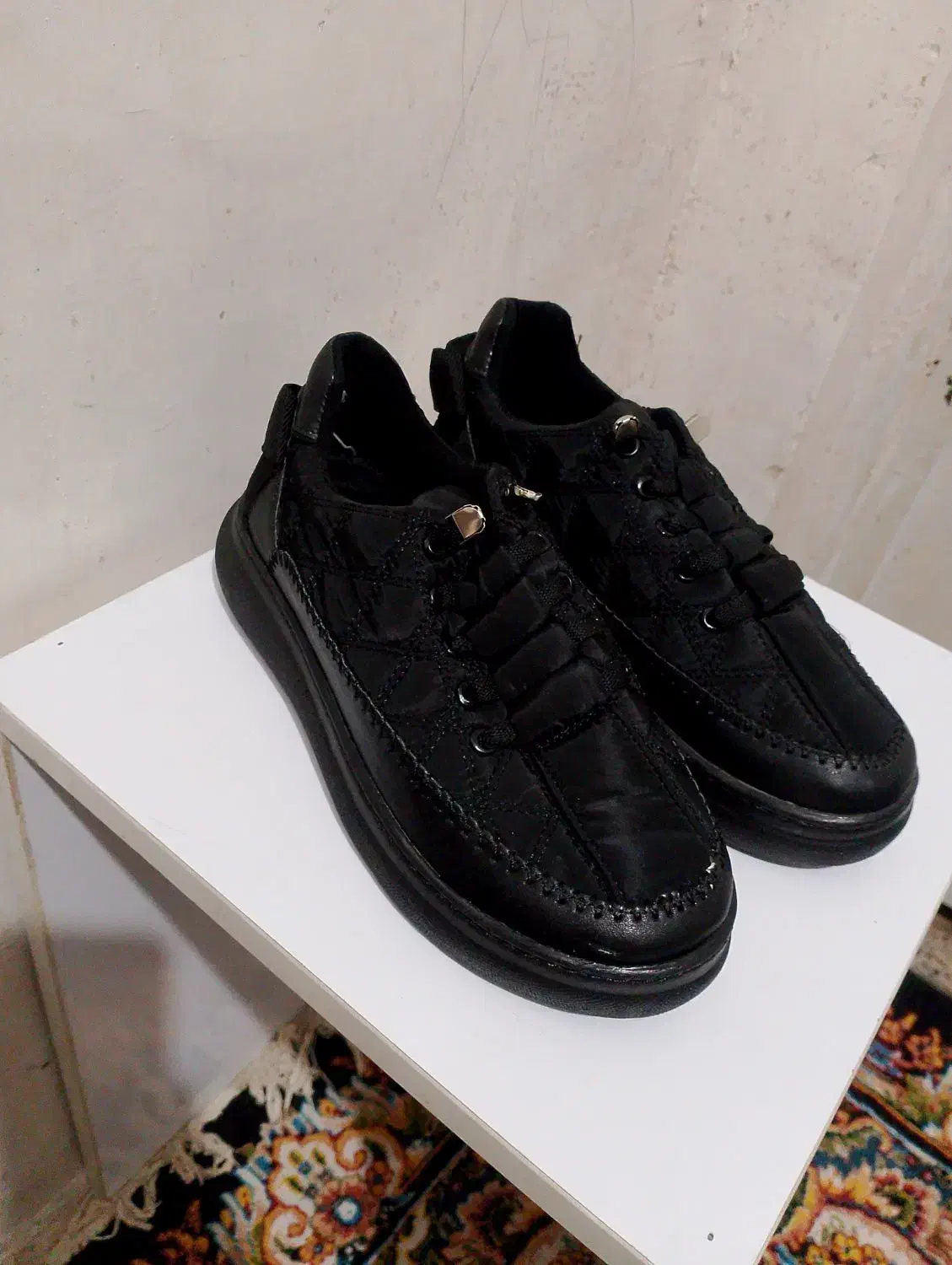 صندل|کیف، کفش، کمربند|دزفول, |دیوار